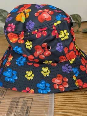 Kids Paw Print Bucket Hat - Black with Multicolor Paws